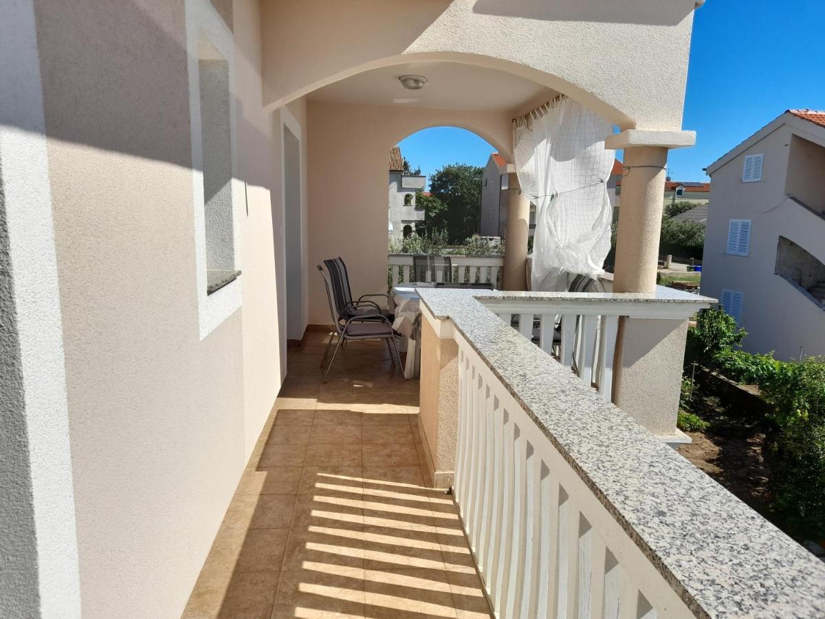 Apartments Filipovic Biograd Na Moru Exterior foto