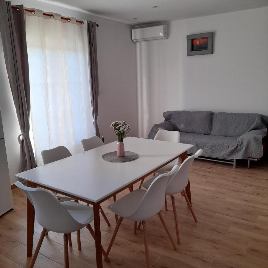 Apartments Filipovic Biograd Na Moru Exterior foto