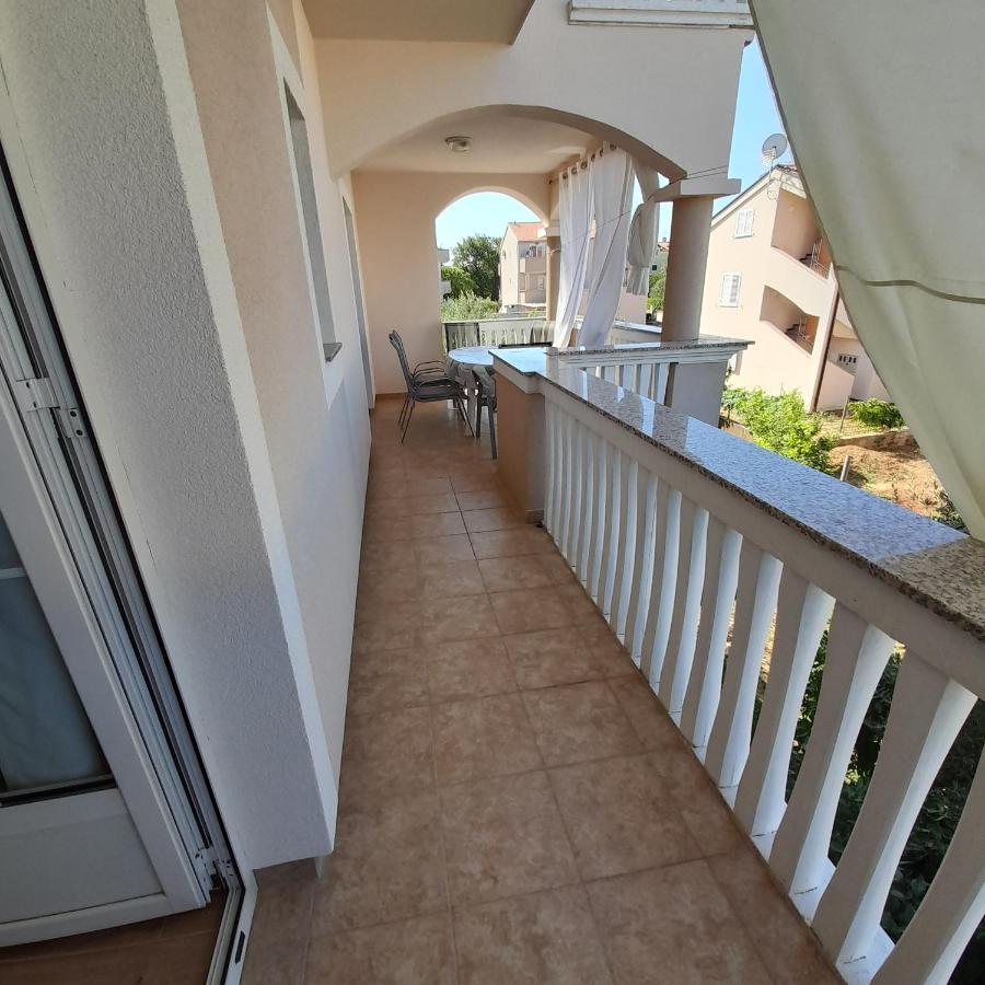 Apartments Filipovic Biograd Na Moru Exterior foto