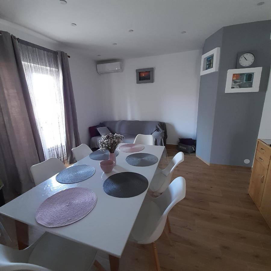 Apartments Filipovic Biograd Na Moru Exterior foto